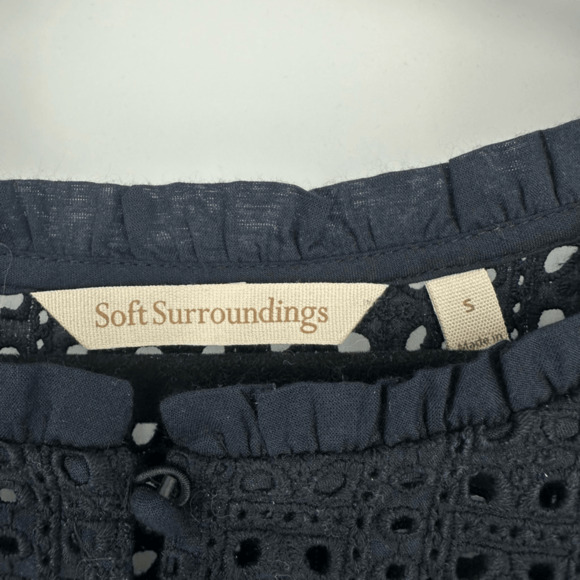 Soft Surroundings Womens S Alejandra Peplum Top Eyelet Bell Sleeves Tunic Navy - Picture 2 of 9